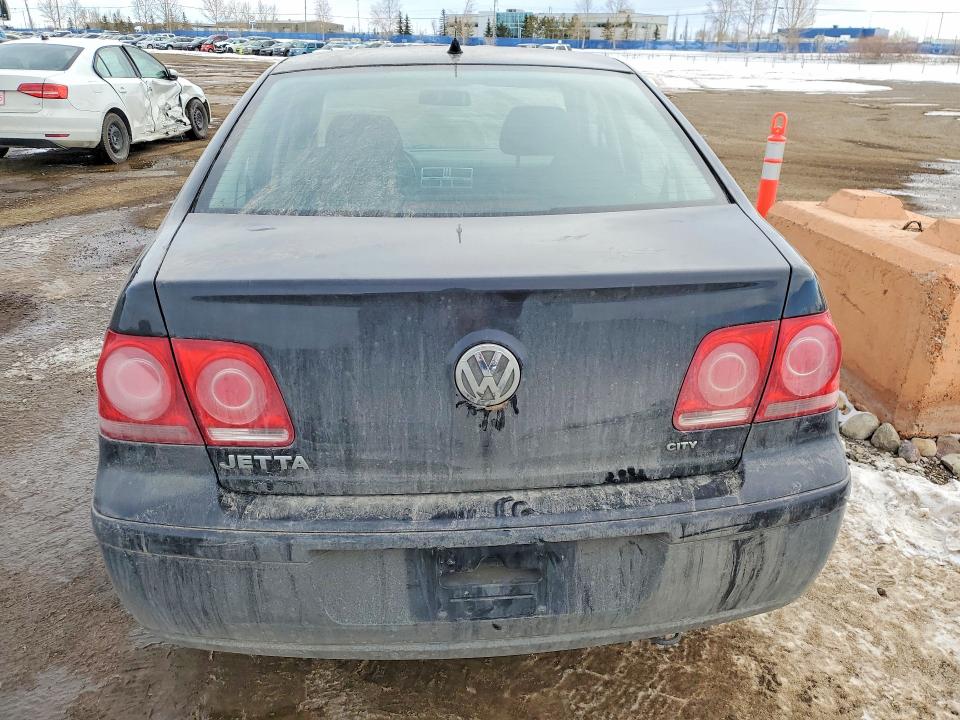 76592075 :رقم المزاد ، 3VWTK49M28M672295 vin ، 2008 Volkswagen City Jetta مزاد بيع