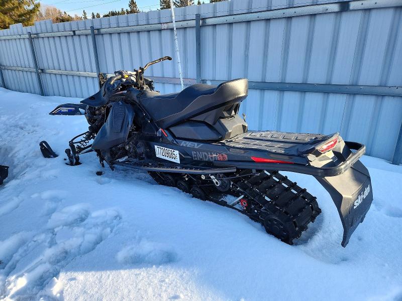77209685 :رقم المزاد ، 2BPSURKA4KV000090 vin ، 2019 Ski-doo Snowmobile مزاد بيع