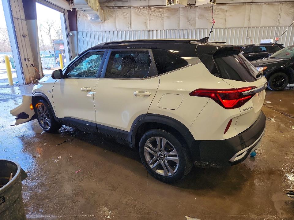 77613345 :رقم المزاد ، KNDEUCAA5P7353970 vin ، 2023 Kia Seltos مزاد بيع