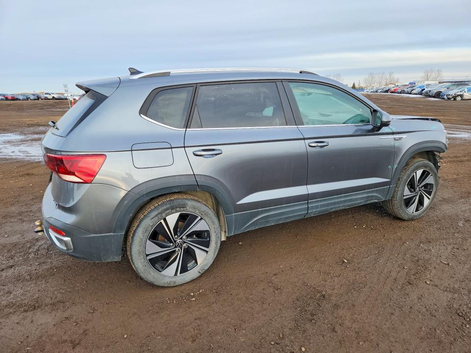 Продаж на аукціоні авто 2024 Volkswagen Taos, vin: 3VV4X7B2XRM075725, номер лоту: 76008095
