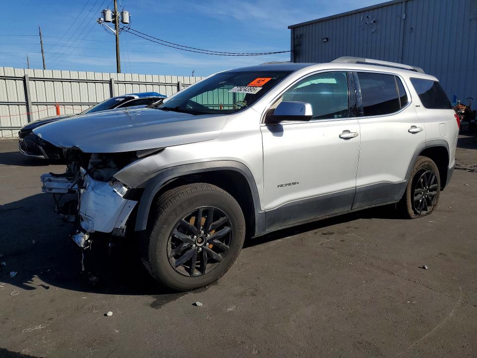 77824395 :رقم المزاد ، 1GKKNMLA8JZ194008 vin ، 2018 Gmc Acadia مزاد بيع