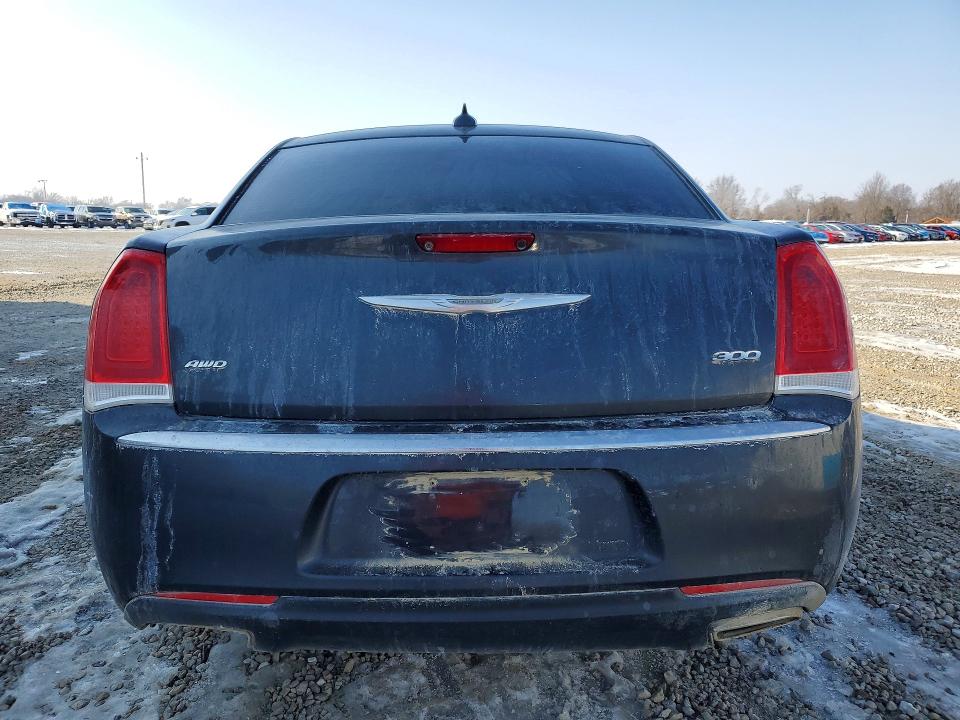 Продаж на аукціоні авто 2018 Chrysler 300, vin: 2C3CCAKG2JH168356, номер лоту: 75412295