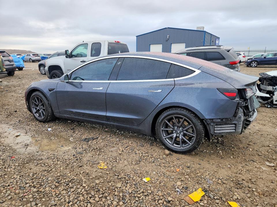 Auction sale of the 2018 Tesla Model 3, vin: 5YJ3E1EAXJF030549, lot number: 77174885