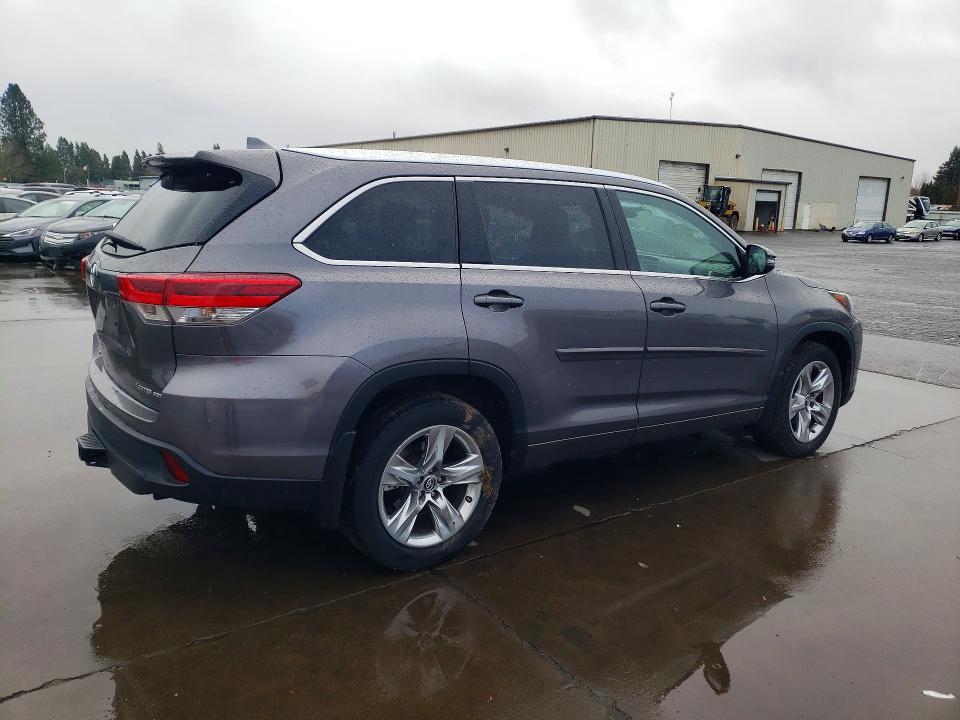 77684605 :رقم المزاد ، 5TDDZRFH8HS440940 vin ، 2017 Toyota Highlander مزاد بيع