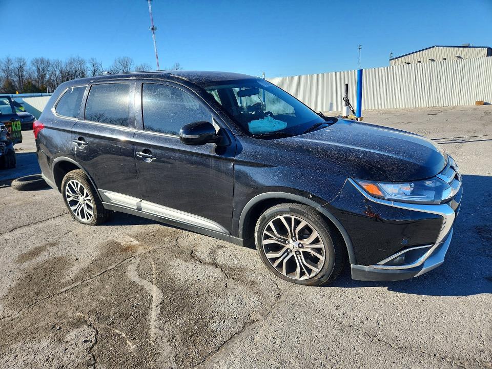 79276475 :رقم المزاد ، JA4AZ3A37JZ042239 vin ، 2018 Mitsubishi Outlander مزاد بيع