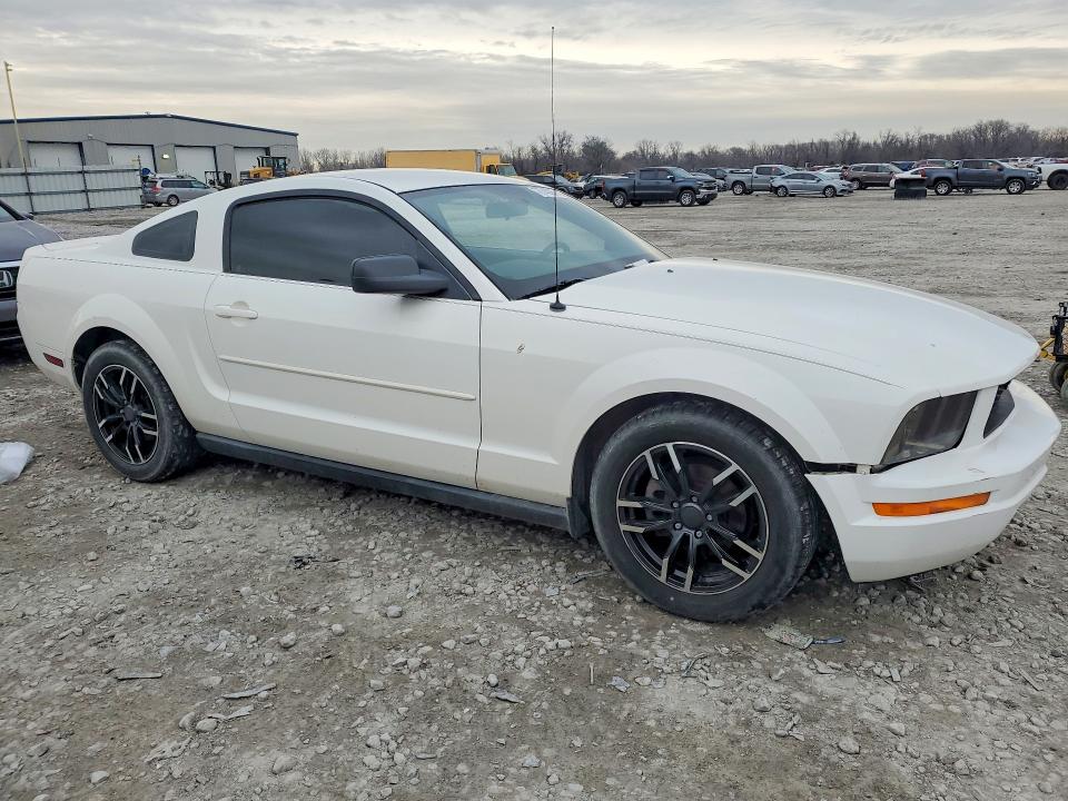 2005 Ford Mustang მანქანა იყიდება აუქციონზე, vin: 1ZVFT80N055191101, აუქციონის ნომერი: 78740085