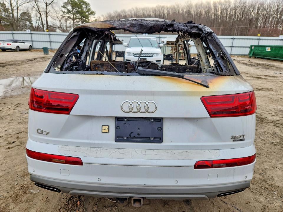 Aukcja sprzedaży 2017 Audi Q7, vin: WA1LAAF73HD014025, numer aukcji: 77690145