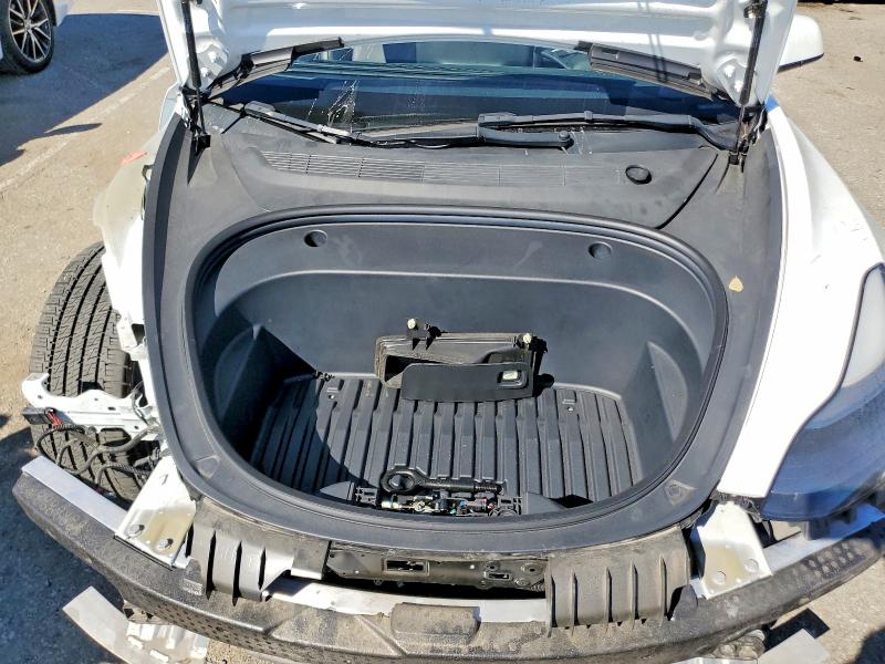79098645 :رقم المزاد ، 5YJ3E1EB6NF180575 vin ، 2022 Tesla Model 3 مزاد بيع