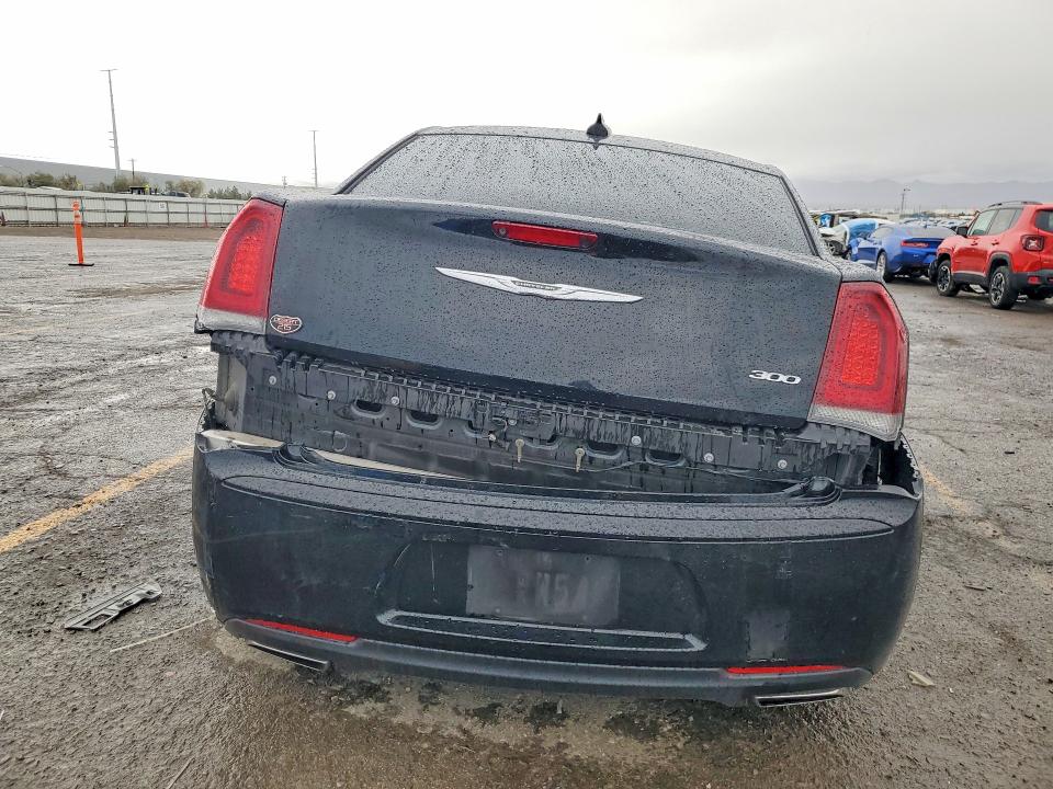 Продажа на аукционе авто 2018 Chrysler 300, vin: 2C3CCAAG7JH281995, номер лота: 78360325