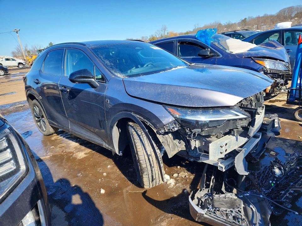 75651345 :رقم المزاد ، 2T2BCMEA8PC010294 vin ، 2023 Lexus Rx مزاد بيع