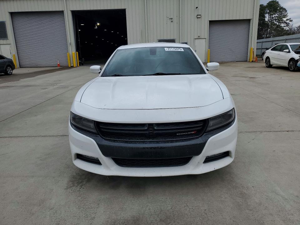 Продажа на аукционе авто 2015 Dodge Charger, vin: 2C3CDXHG5FH852672, номер лота: 77115375