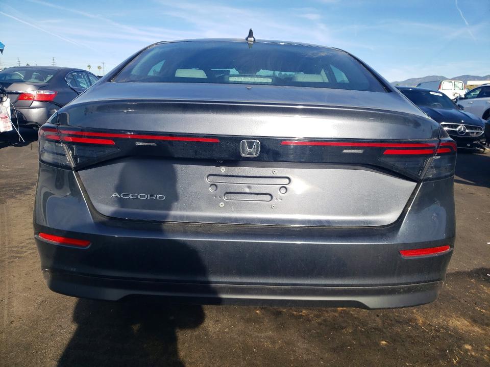 78733805 :رقم المزاد ، 1HGCY1F20SA032031 vin ، 2025 Honda Accord مزاد بيع