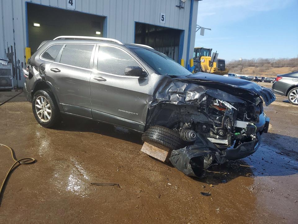 Продажа на аукционе авто 2017 Jeep Cherokee, vin: 1C4PJLDS4HW561917, номер лота: 76999165