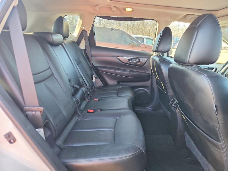 Продажа на аукционе авто 2015 Nissan Rogue, vin: 5N1AT2MT9FC757056, номер лота: 76814665