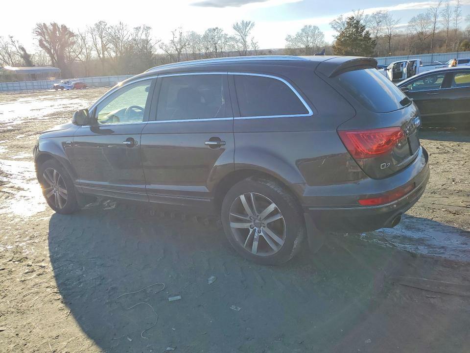 2015 Audi Q7 მანქანა იყიდება აუქციონზე, vin: WA1LGBFE8FD015137, აუქციონის ნომერი: 75665735
