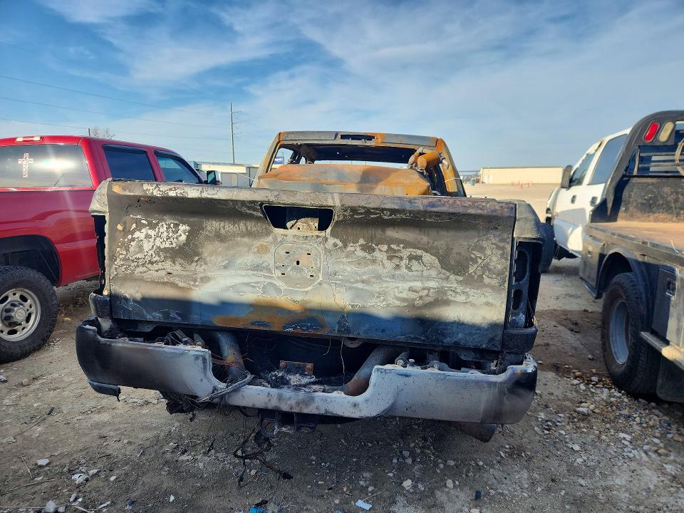 77754235 :رقم المزاد ، 3C6UR5CL7MG676657 vin ، 2021 Ram 2500 مزاد بيع