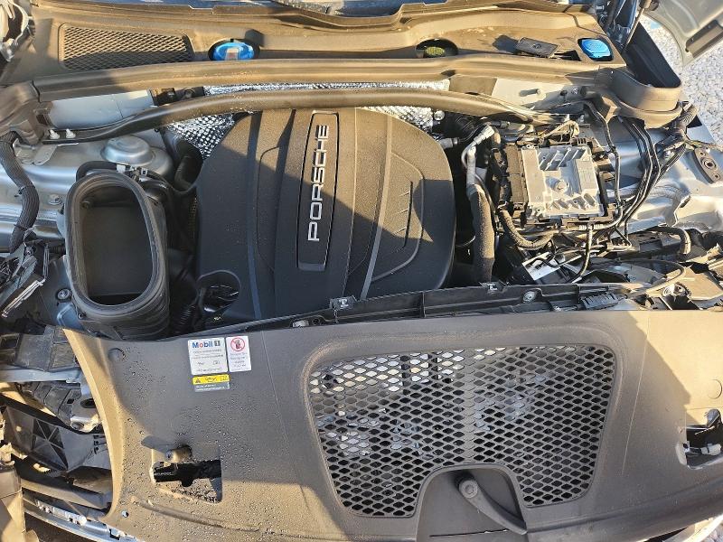 76991085 :رقم المزاد ، WP1AA2A50LLB13343 vin ، 2020 Porsche Macan مزاد بيع