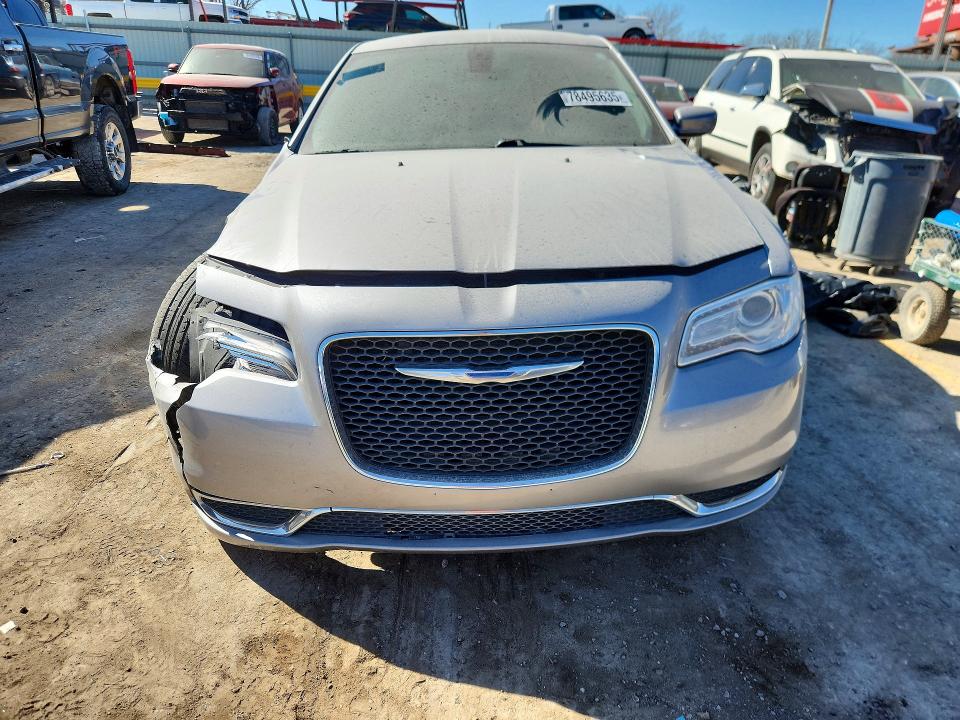 78495635 :رقم المزاد ، 2C3CCARG2HH521968 vin ، 2017 Chrysler 300 مزاد بيع