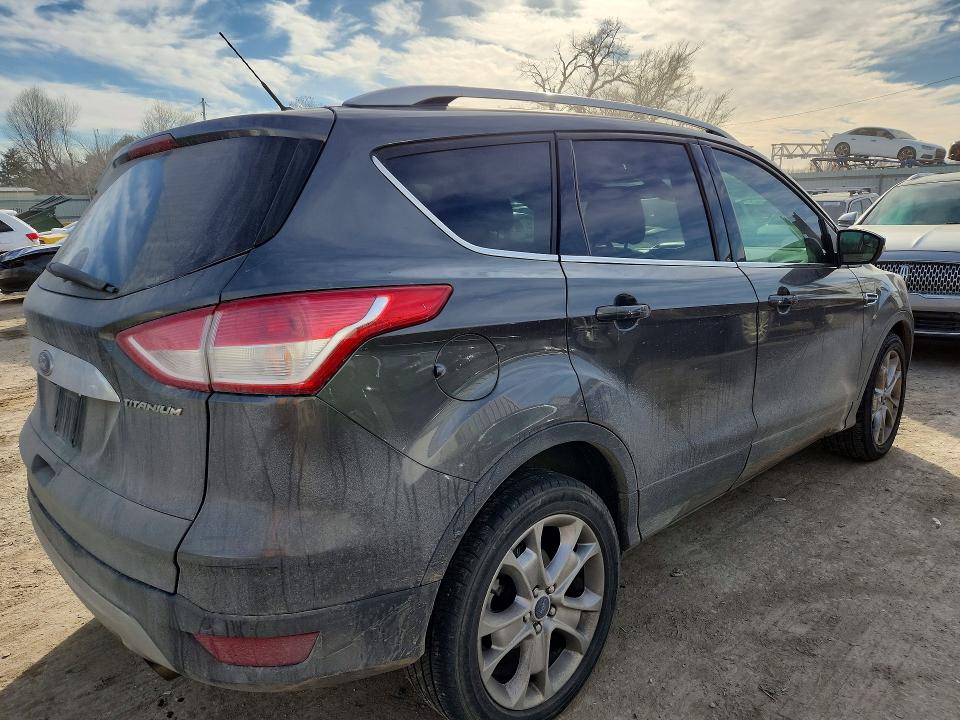 Продаж на аукціоні авто 2015 Ford Escape, vin: 1FMCU0J90FUB48922, номер лоту: 77292335