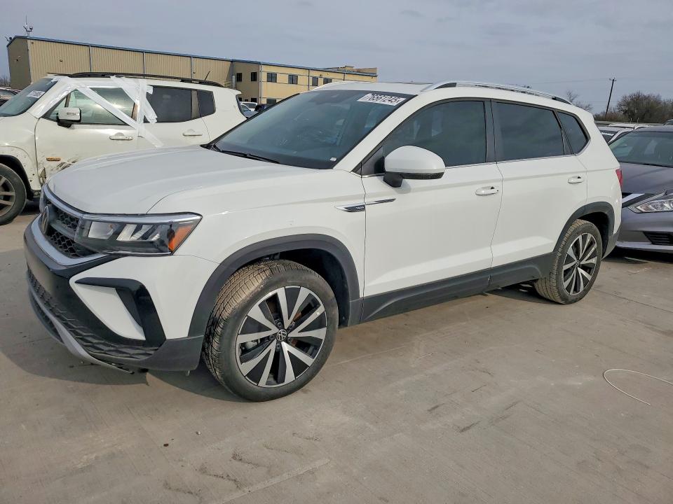 2024 Volkswagen Taos მანქანა იყიდება აუქციონზე, vin: 3VVEX7B21RM125481, აუქციონის ნომერი: 76561245