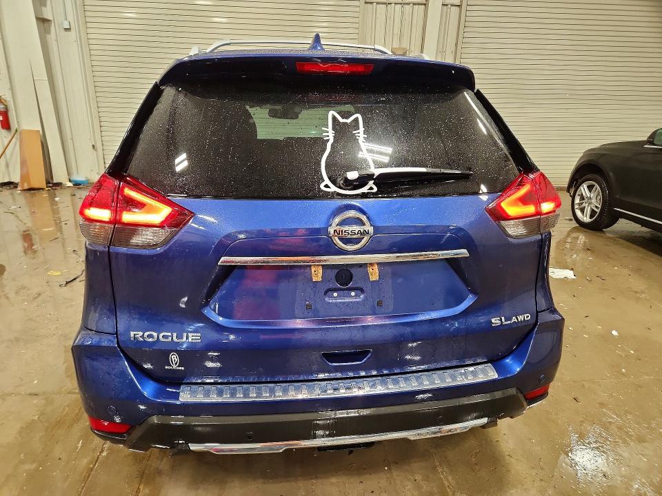 Продажа на аукционе авто 2020 Nissan Rogue, vin: 5N1AT2MV4LC738279, номер лота: 75962235