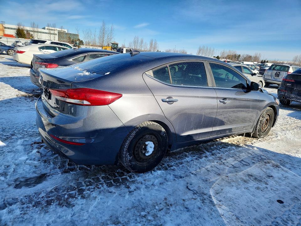 74349695 :رقم المزاد ، KMHD84LF8HU316070 vin ، 2017 Hyundai Elantra مزاد بيع