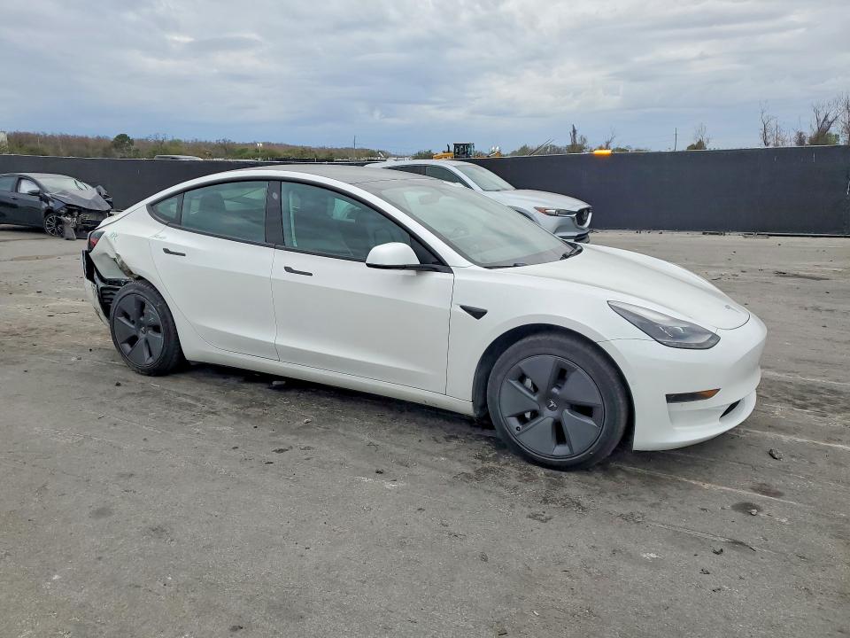 78376305 :رقم المزاد ، 5YJ3E1EAXMF084275 vin ، 2021 Tesla Model 3 مزاد بيع