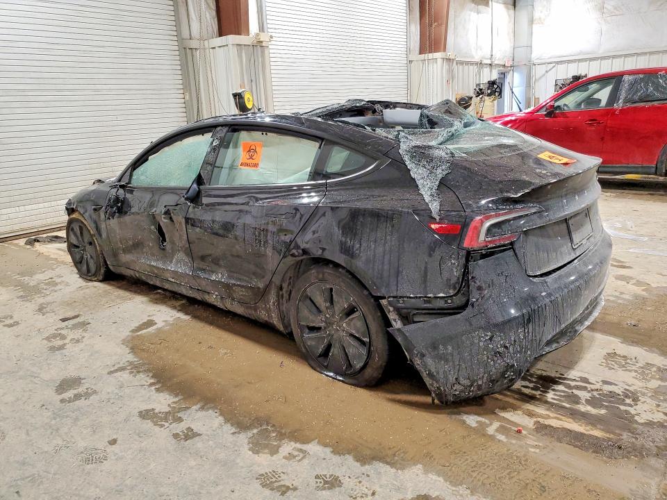 2025 Tesla Model 3 მანქანა იყიდება აუქციონზე, vin: 5YJ3E1EB2SF981032, აუქციონის ნომერი: 75696345