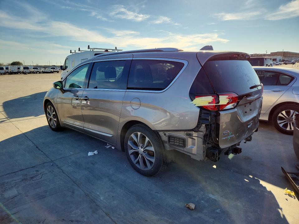 78503555 :رقم المزاد ، 2C4RC1GG5JR122562 vin ، 2018 Chrysler Pacifica مزاد بيع