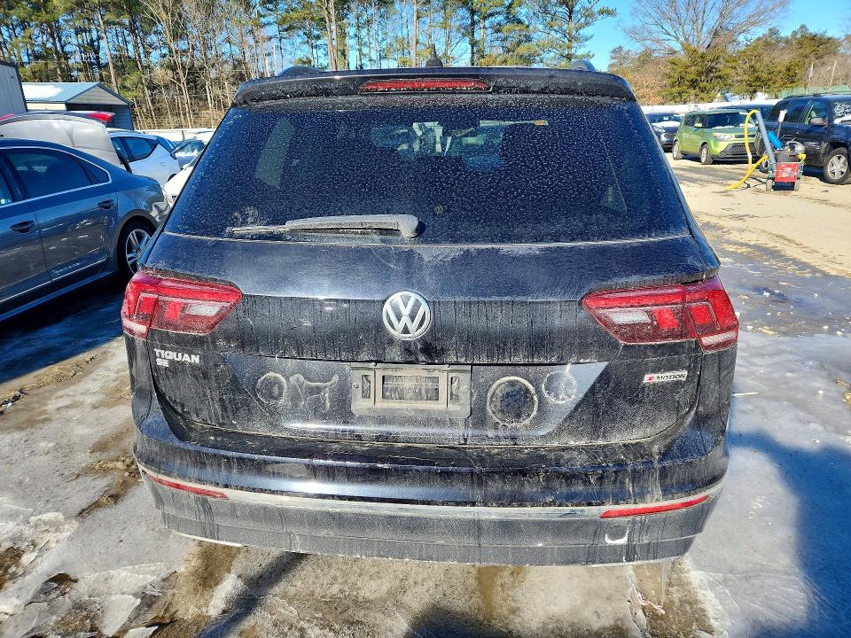 75537375 :رقم المزاد ، 3VV2B7AX4LM093406 vin ، 2020 Volkswagen Tiguan مزاد بيع