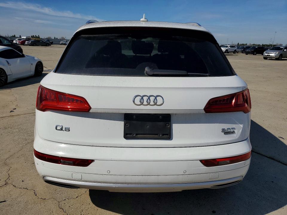 Продажа на аукционе авто 2018 Audi Q5, vin: WA1BNAFY8J2150614, номер лота: 76818035