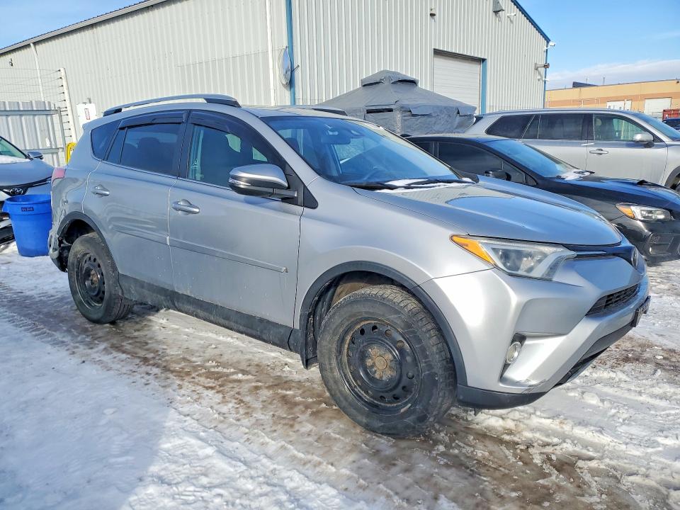 2017 Toyota Rav4 მანქანა იყიდება აუქციონზე, vin: 2T3RFREV3HW690624, აუქციონის ნომერი: 78842515