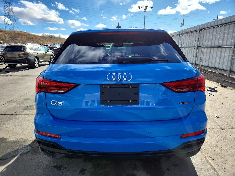 77964635 :رقم المزاد ، WA1EECF38P1019260 vin ، 2023 Audi Q3 مزاد بيع