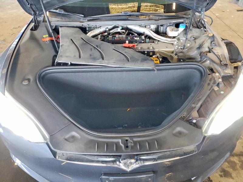 77611255 :رقم المزاد ، 5YJSA1E11HF207300 vin ، 2017 Tesla Model S مزاد بيع