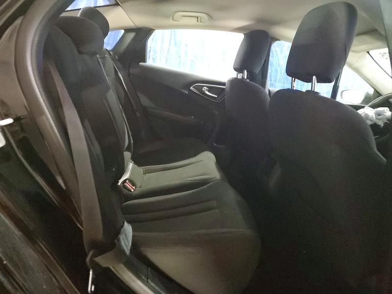 78957275 :رقم المزاد ، 1C3CCCFB8FN617869 vin ، 2015 Chrysler 200 مزاد بيع