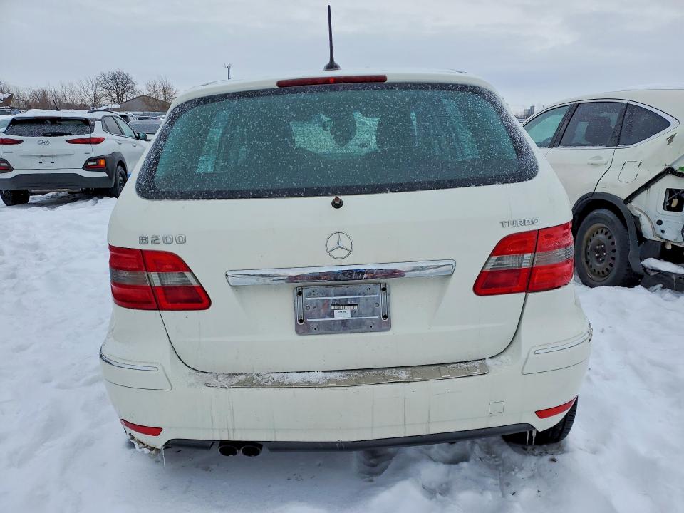 2010 Mercedes Benz B200 მანქანა იყიდება აუქციონზე, vin: WDDFH3EB2AJ566242, აუქციონის ნომერი: 74972395
