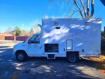 1995 Ford Econoline მანქანა იყიდება აუქციონზე, vin: 1FDKE37H5SHA01586, აუქციონის ნომერი: 77799805