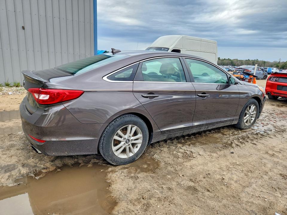2017 Hyundai Sonata მანქანა იყიდება აუქციონზე, vin: 5NPE24AF3HH581681, აუქციონის ნომერი: 79389185