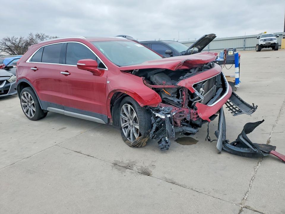 77292145 :رقم المزاد ، 1GYFZDR45KF143128 vin ، 2019 Cadillac Xt4 مزاد بيع