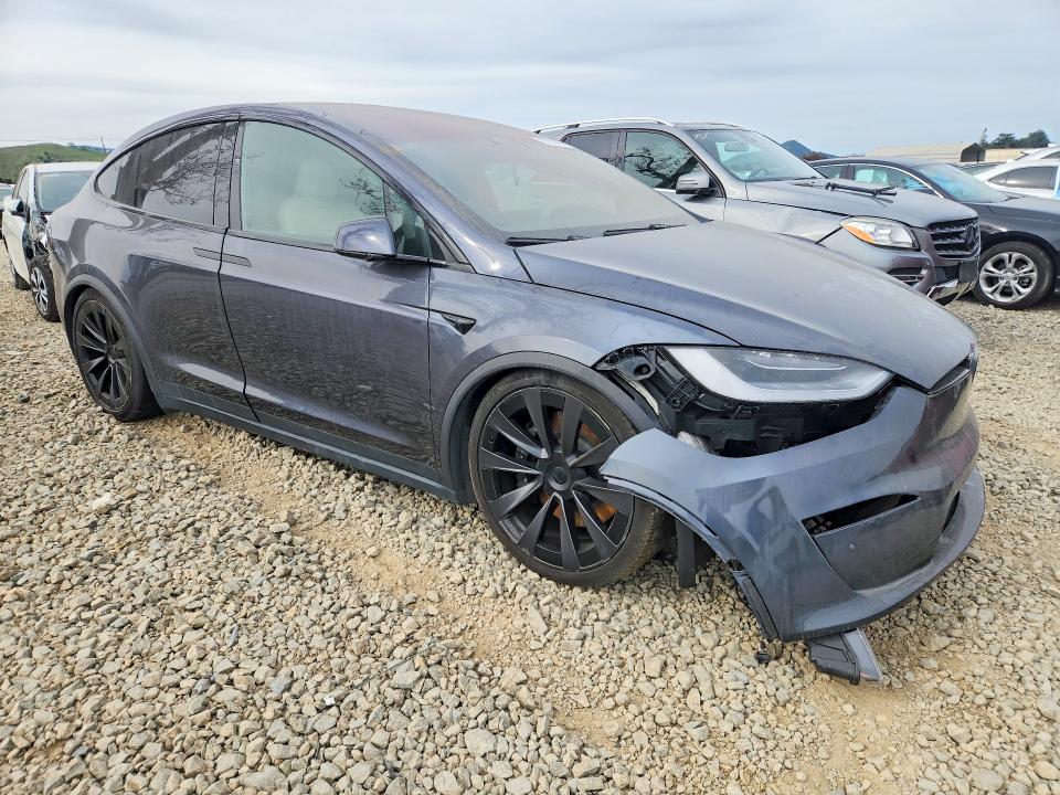 2022 Tesla Model X მანქანა იყიდება აუქციონზე, vin: 7SAXCBE60NF362243, აუქციონის ნომერი: 76134365