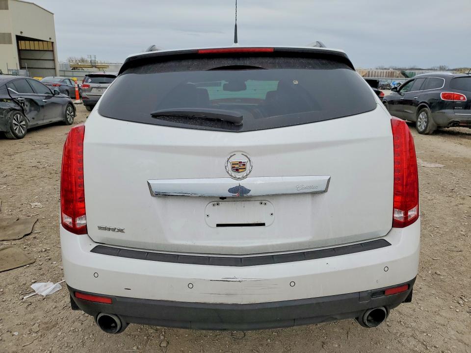 78063055 :رقم المزاد ، 3GYFNAEY8BS596867 vin ، 2011 Cadillac Srx مزاد بيع