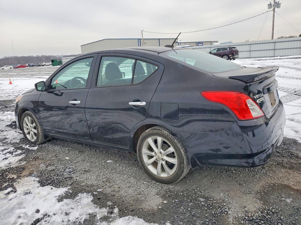 Auction sale of the 2015 Nissan Versa, vin: 3N1CN7AP0FL897547, lot number: 75344565
