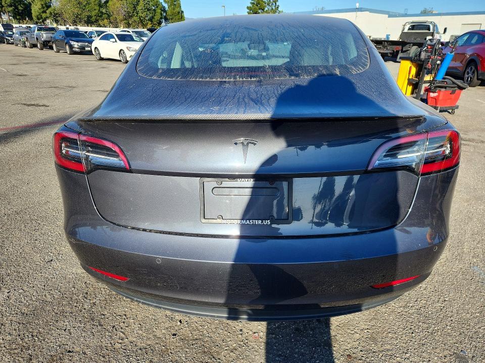 Продаж на аукціоні авто 2018 Tesla Model 3, vin: 5YJ3E1EB4JF083112, номер лоту: 74879535
