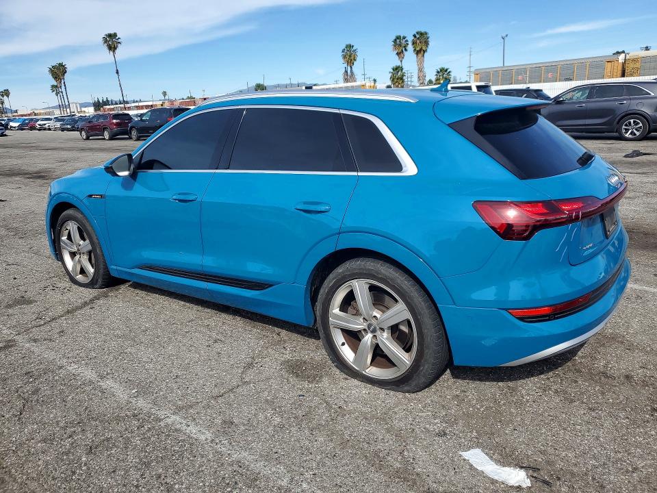 Продаж на аукціоні авто 2019 Audi E-tron, vin: WA1VAAGE4KB012177, номер лоту: 78549835