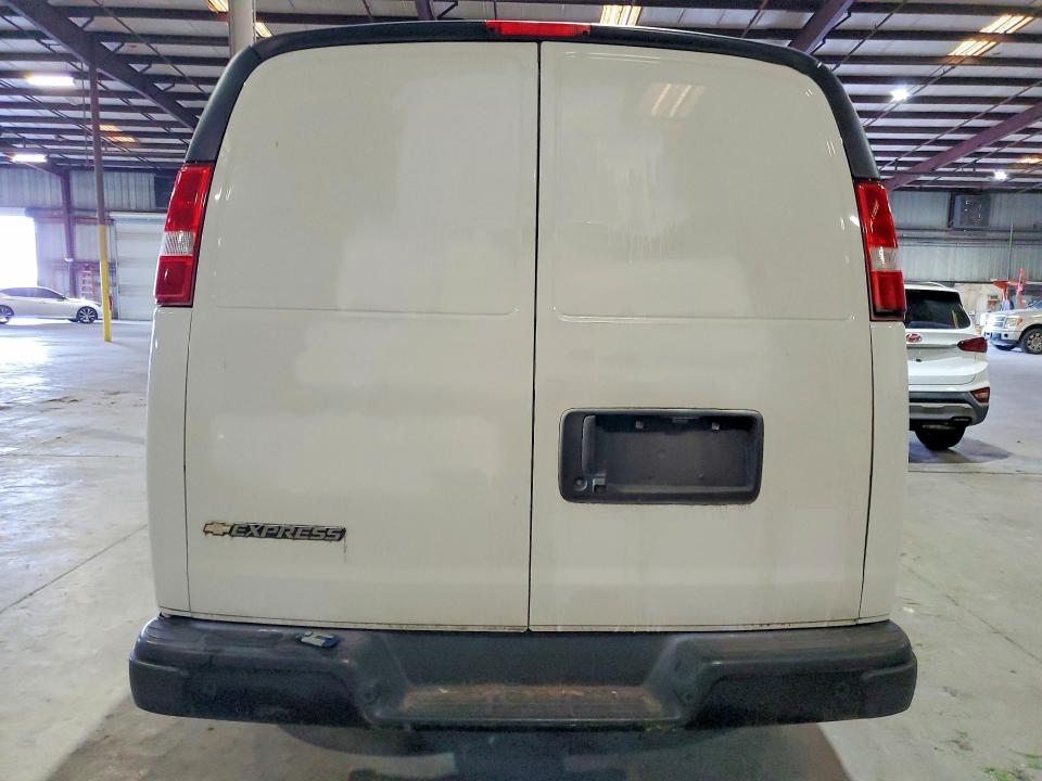2021 Chevrolet Express 2500 მანქანა იყიდება აუქციონზე, vin: 1GCWGAFP4M1175481, აუქციონის ნომერი: 61989546