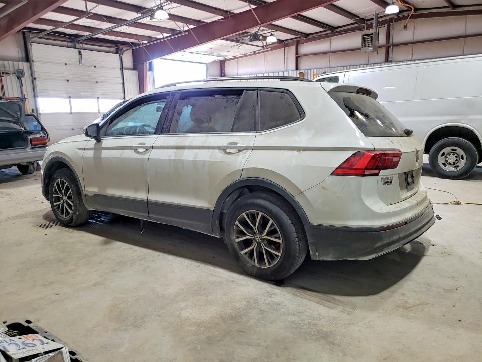76861915 :رقم المزاد ، 3VV1B7AX2MM111379 vin ، 2021 Volkswagen Tiguan مزاد بيع