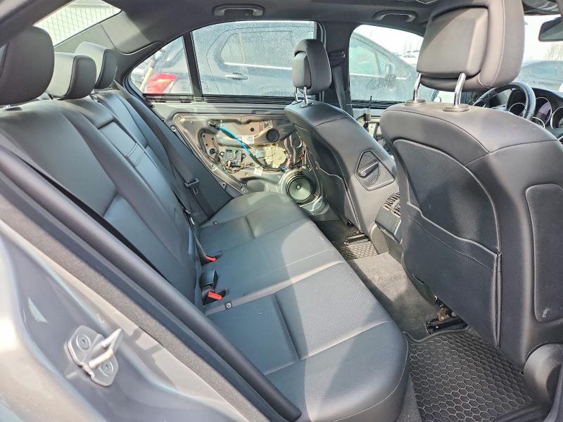 76910505 :رقم المزاد ، WDDGF8FB8CA688743 vin ، 2012 Mercedes-benz C مزاد بيع