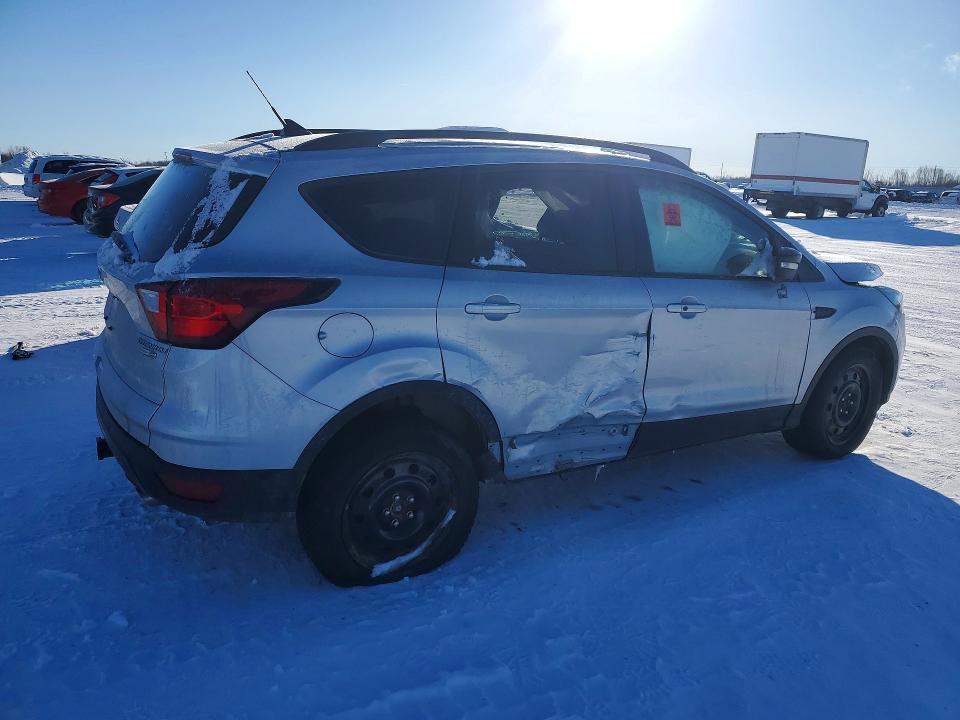 2019 Ford Escape მანქანა იყიდება აუქციონზე, vin: 1FMCU9J90KUB71308, აუქციონის ნომერი: 75357775
