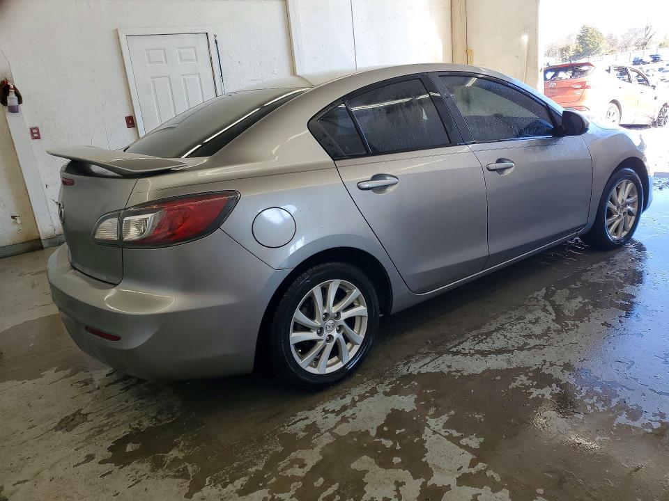 Продажа на аукционе авто 2012 Mazda 3, vin: JM1BL1VF8C1502336, номер лота: 77550375