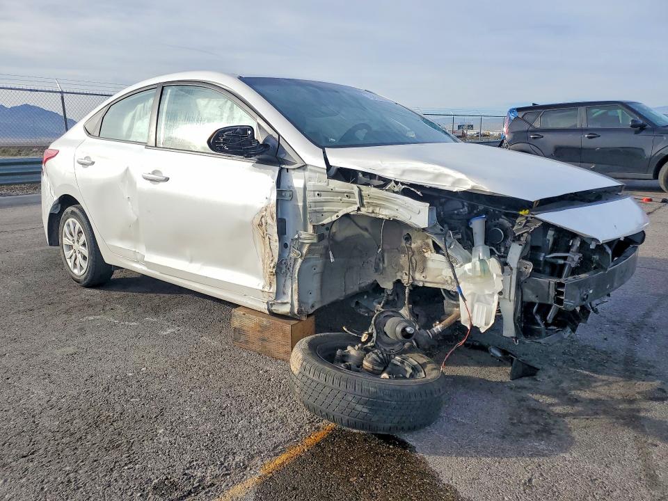Продаж на аукціоні авто 2018 Hyundai Accent, vin: 3KPC24A30JE014111, номер лоту: 63377666
